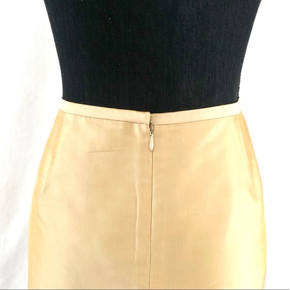 Ann Taylor Embroidered Gold Silk Skirt Size 14P - Picture 6 of 6